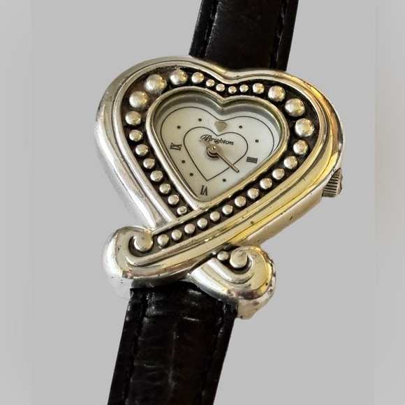 Vintage Brighton heart watch, leather black band.  New Battery - Picture 5 of 5